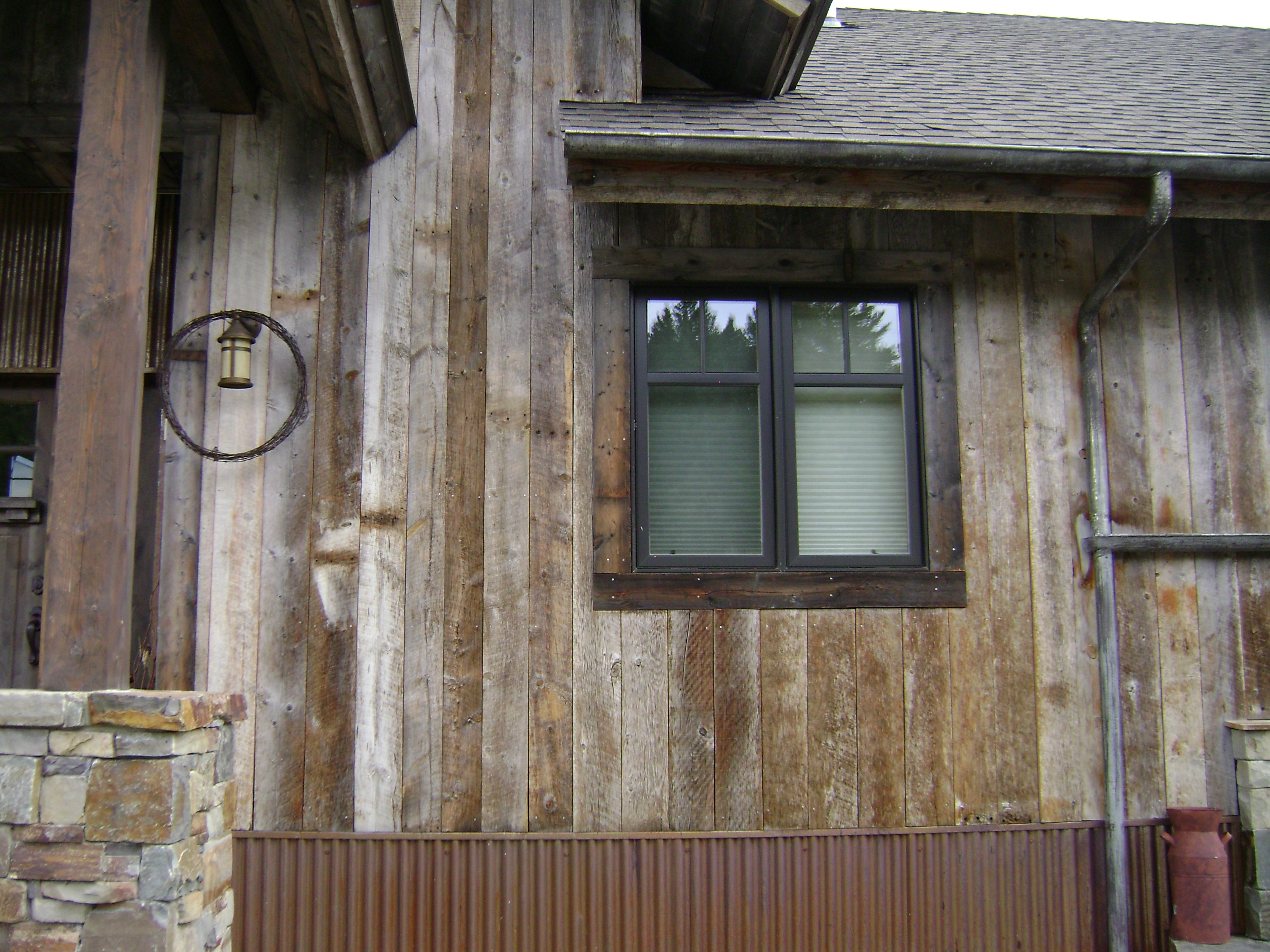 cb in twin siding and cabin 081